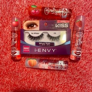 Lots of lip glosses and eyelashes